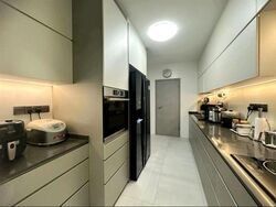 Blk 293A Skypeak @ Bukit Batok (Bukit Batok), HDB 5 Rooms #594159601